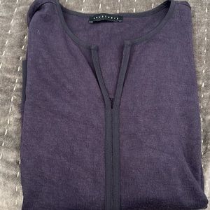 Sanctuary Navy lightweight long sleeve sweater. Hi-low chiffon hem. Medium